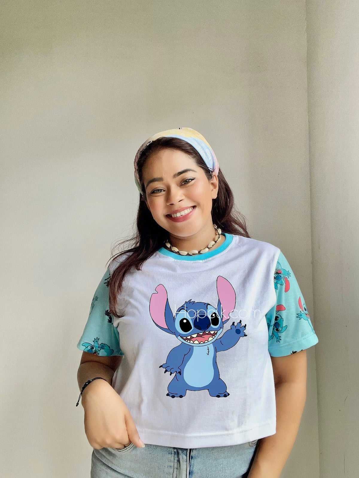 Stich Raglan crop top